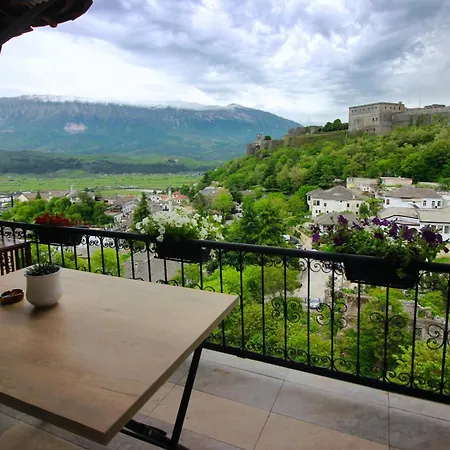 Gasthof Emblematic House 1 *