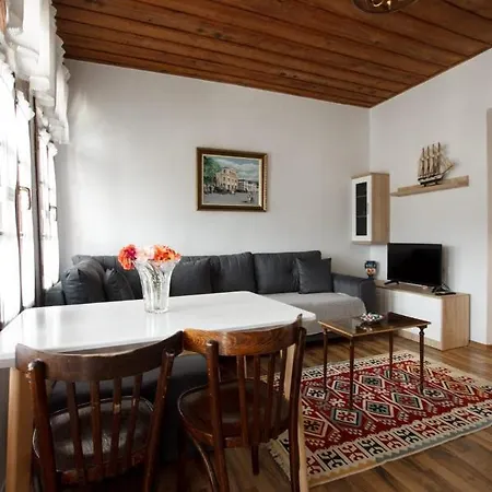 Emblematic House 1