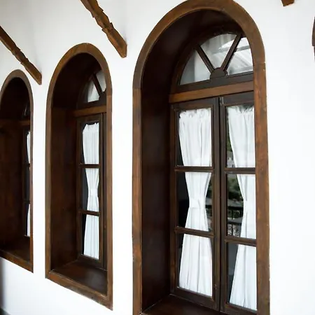 Emblematic House 1 Guest house