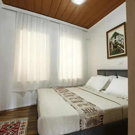 Emblematic House 1 Guest house *