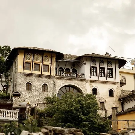 Guest house Emblematic House 1