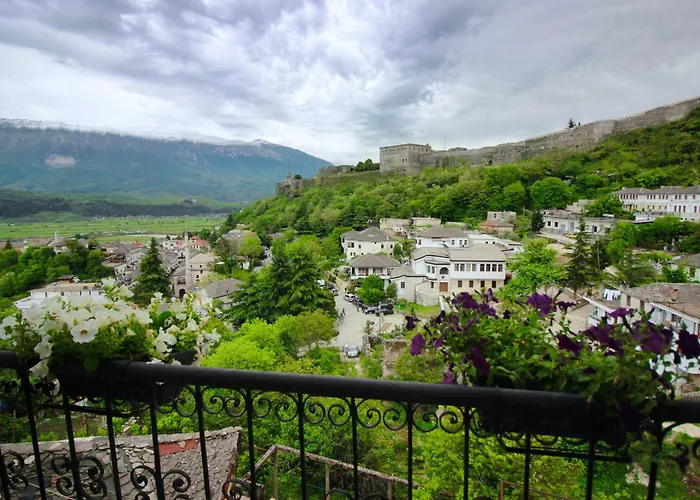 게스트하우스 Emblematic House 1 Gjirokastër